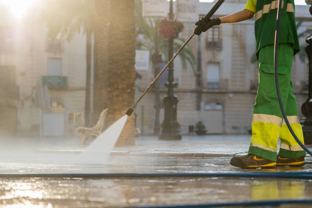 Best Factory Floor Cleaning  in Horicon, WI